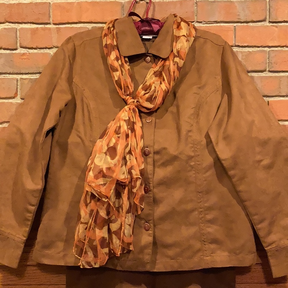 EUC sz 10 Ann Trinity faux suede outfit